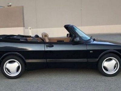 Begagnad Saab 900 Cabriolet 1994 Svart Cab