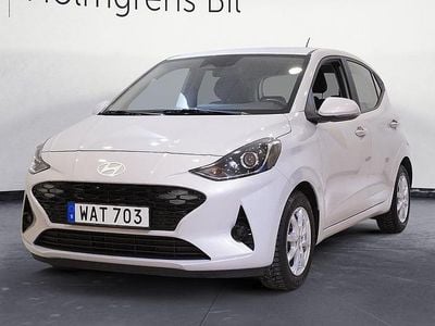 Grå Begagnad 2023 Hyundai i10 Advanced Halvkombi | 169 900 kr (Marknadspris)
