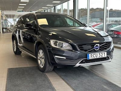 begagnad Volvo V60 CC CC D4 AWD Taklucka Summum