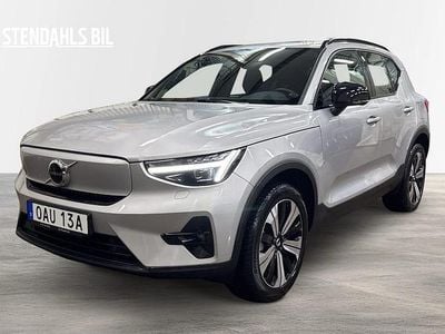 Silver Begagnad 2023 Volvo XC40 Plus SUV | 369 000 kr (Superpris)