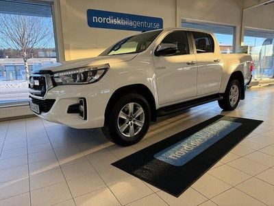 Begagnad Toyota HiLux 150 HK (110 kW) 2019 Super vit Pickup