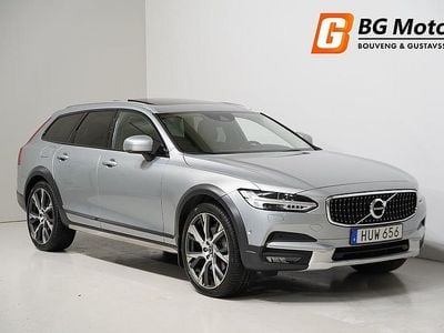 Silver Begagnad 2017 Volvo V90 CC Inscription Kombi | 323 600 kr (Marknadspris)