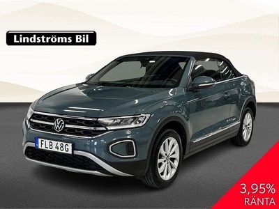 Mörkblå Begagnad 2022 VW T-Roc SUV | 329 900 kr