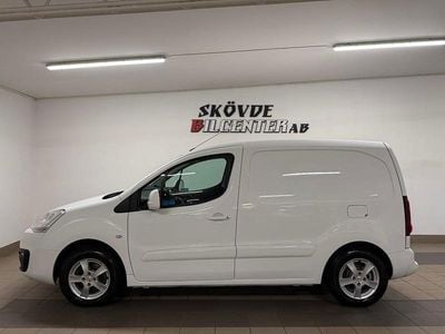 Vit Begagnad 2016 Peugeot Partner Minibuss | 99 500 kr (Marknadspris)