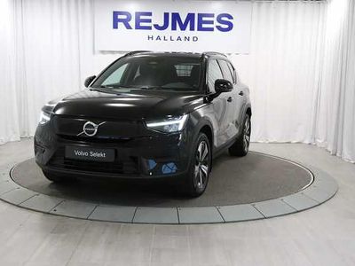 Svart Begagnad 2022 Volvo XC40 Core SUV | 329 500 kr