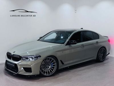 Militär grön Begagnad 2017 BMW 550 Comfort Edition Sedan | 499 900 kr