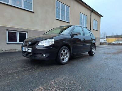 begagnad VW Polo 5-dörrar 1.4 TDI 80HK Nybesiktigad Taklucka