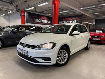 Begagnad VW Golf VII 116 HK (85 kW) 2018 Vit Halvkombi