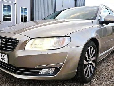 Begagnad Volvo V70 Summum 116 HK (85 kW) 2015 Ljusbrun (brun) Kombi