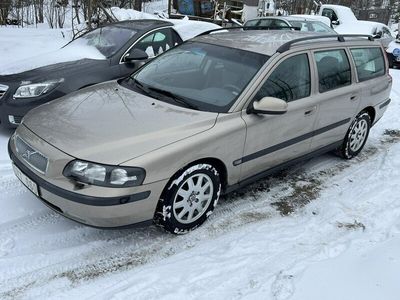 begagnad Volvo V70 2.4 Euro 4