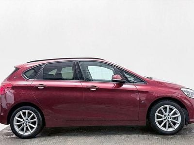 Röd Begagnad 2019 BMW 225 Active Tourer Advantage Minibuss | 184 800 kr (Bra pris)