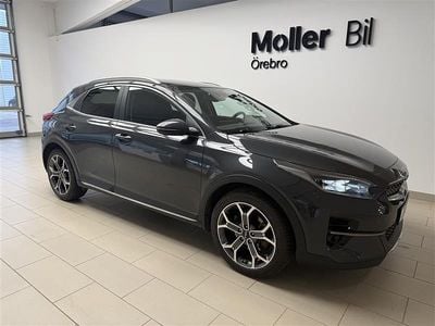 Begagnad Kia XCeed 105 HK (77 kW) 2022 Grå SUV
