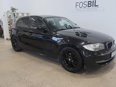 Begagnad BMW 118 Advantage 143 HK (105 kW) 2008 Svart Halvkombi