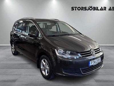 Begagnad VW Sharan 140 HK (102 kW) 2014 Mörkbrun Minibuss