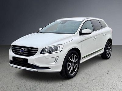Begagnad Volvo XC60 Summum 190 HK (139 kW) 2017 Vit SUV