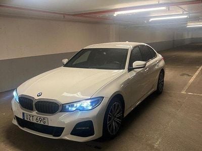 BMW 330e