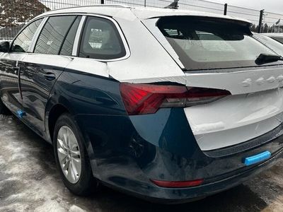 begagnad Skoda Octavia COMBI AMBITION TSI 110 HK DRAGKROK/LAGERBIL