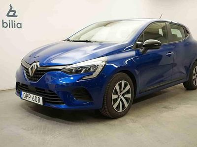 Blå Begagnad 2023 Renault Clio V Halvkombi | 149 900 kr (Marknadspris)