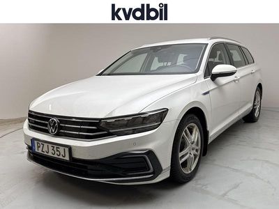 Vit Begagnad 2021 VW Passat GTE | 220 000 kr (Marknadspris)