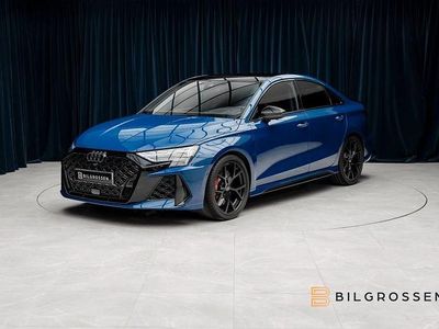 Blå Ny 2025 Audi RS3 Design Sedan | 819 900 kr
