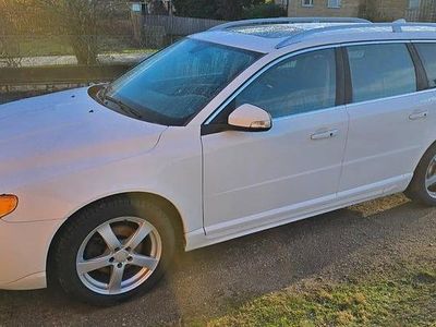 Begagnad 2011 Volvo V70 Kombi | 85 000 kr (Marknadspris)