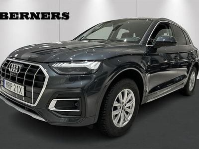 Grå Begagnad 2025 Audi Q5 Advanced Plus SUV | 489 900 kr (Bra pris)