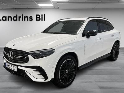 Vit Begagnad 2025 Mercedes GLC220 AMG Line Premium SUV | 699 900 kr