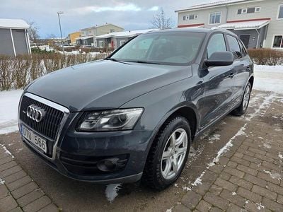 Grå (gråmetallic) Begagnad 2011 Audi Q5 Design SUV | 104 900 kr (Superpris)