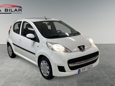 Vit Begagnad 2012 Peugeot 107 Halvkombi | 39 800 kr (Marknadspris)