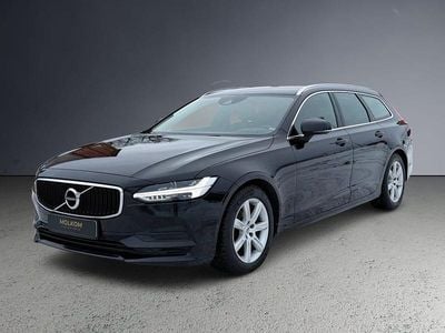 Svart Begagnad 2019 Volvo V90 Momentum Kombi | 179 900 kr (Marknadspris)