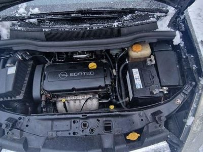 Begagnad Opel Zafira 140 HK (102 kW) 2007 Minibuss