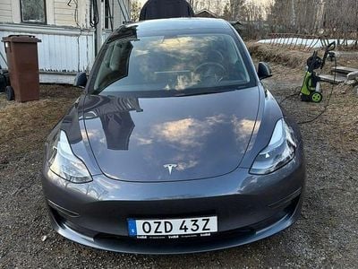 Midnight grey Begagnad 2022 Tesla Model 3 Long Range AWD Sedan | 290 000 kr (Lite dyr)