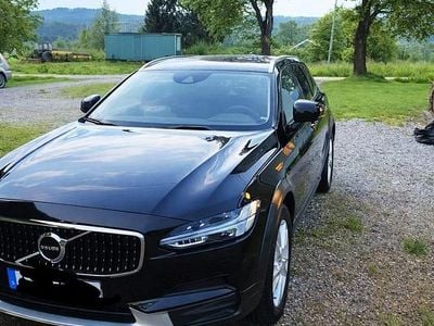 Begagnad 2018 Volvo V90 CC Kombi | 190 000 kr (Marknadspris)