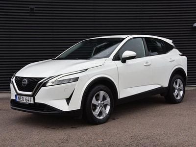 Vit Begagnad 2022 Nissan Qashqai Acenta SUV | 239 900 kr (Marknadspris)