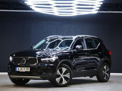 Svart Begagnad 2022 Volvo XC40 SUV | 289 900 kr (Bra pris)