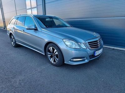 Mercedes E220