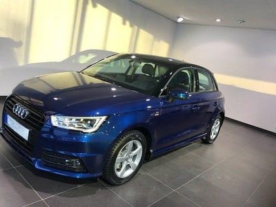 Scubablå metallic /brilliant svart Begagnad 2018 Audi A1 Sportback Halvkombi | 140 000 kr