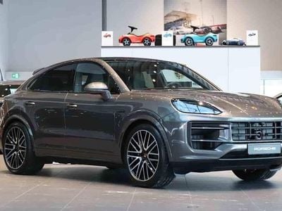 Grå Ny 2026 Porsche Cayenne SUV | 1 437 300 kr