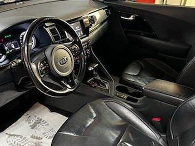 Begagnad Kia Niro 141 HK (103 kW) 2017 SUV