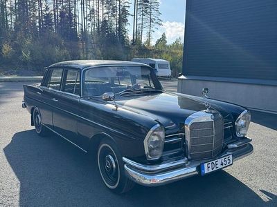 Begagnad Mercedes 220 111 HK (81 kW) 1965