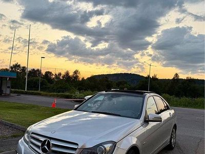 Mercedes C220