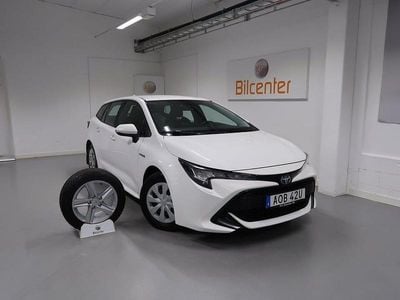 Vit Begagnad 2020 Toyota Corolla Life Kombi | 209 900 kr (Marknadspris)
