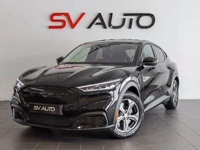 Svart Begagnad 2021 Ford Mustang Mach-E SUV | 409 900 kr (Dyr)