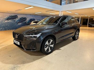 Begagnad Volvo XC60 Plus 350 HK (257 kW) 2024 Grå SUV