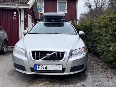 begagnad Volvo V70 2.4D Geartronic Kinetic Euro 4