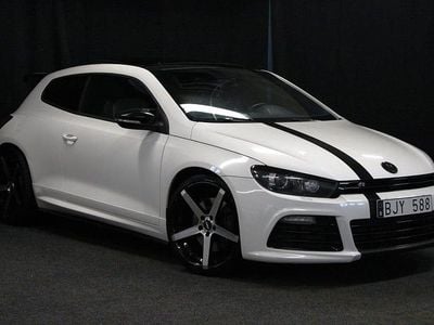 Begagnad VW Scirocco R 265 HK (194 kW) 2010 Vit
