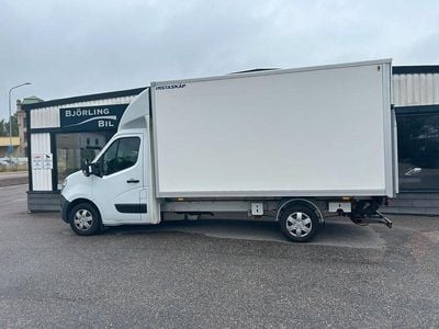 Nissan NV400