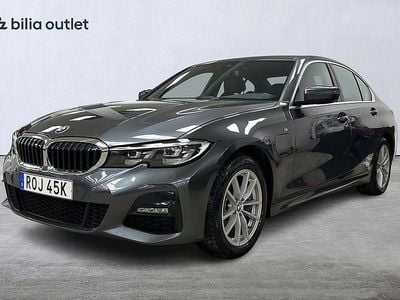 Begagnad BMW 330e M Sport 184 HK (135 kW) 2019 Grå Sedan