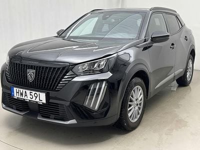 Svart Begagnad 2024 Peugeot 2008 Allure SUV | 199 900 kr (Bra pris)