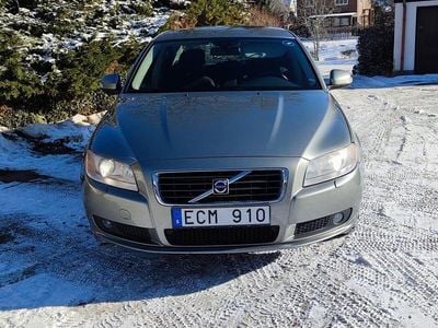 Begagnad Volvo S80 Momentum 200 HK (147 kW) 2007 Grön Sedan